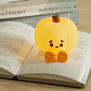 چراغ خواب سیلیکونی طرح کدو غمگین هالووین